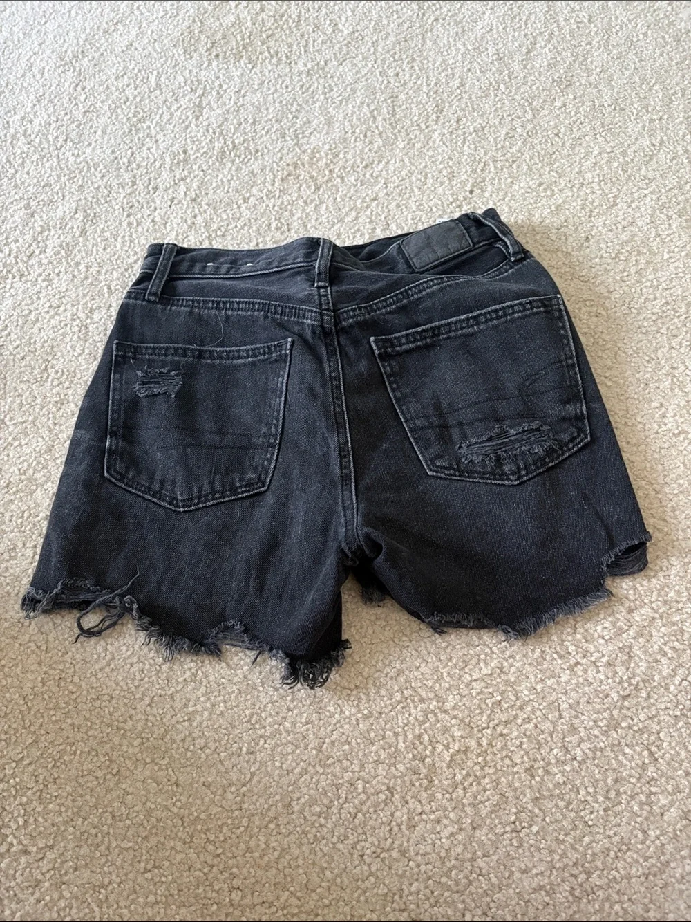 American Eagle Outfitters Black Distressed Jean Shorts - Picture 4 of 4